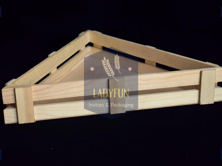 triangle pine tray